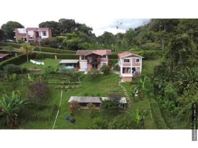 VENTA DE CASA CAMPESTRE VEREDA 3 PUERTAS