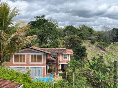 VENTA DE CASA CAMPESTRE VEREDA 3 PUERTAS