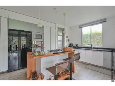 VENTA DE CASA CAMPESTRE EN CAMPIÑAS DE COMBIA