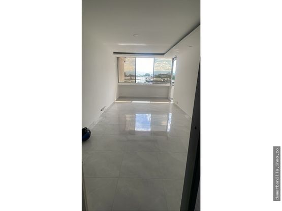 VENTA DE APARTAMENTO EN LA CIRCUNVALAR