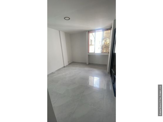 VENTA DE APARTAMENTO EN LA CIRCUNVALAR