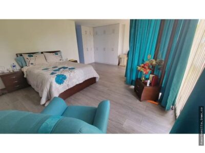 VENTA DE CASA INDEPENDIENTE EN LA PRADERA