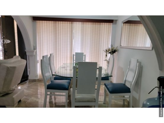 VENTA DE CASA INDEPENDIENTE EN LA PRADERA