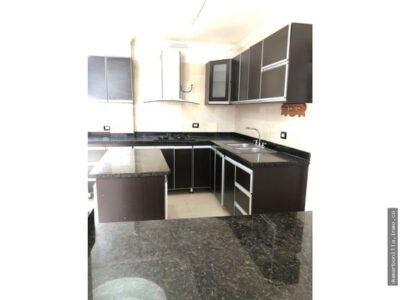 SE VENDE APARTAMENTO EDIFICIO ANDROS