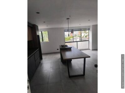 SE VENDEAPARTAMENTO EDIFICIO OPORTICO