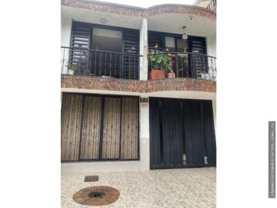 VENTA CASA EN SECTOR CORALES PEREIRA