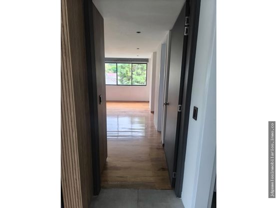 SE VENDEAPARTAMENTO EDIFICIO OPORTICO