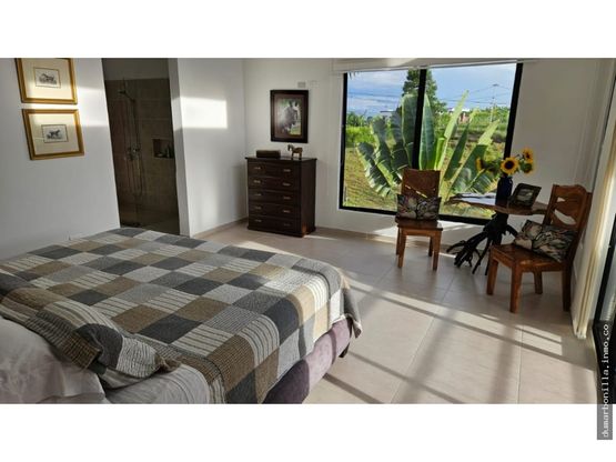VENTA DE CASA CAMPESTRE EN LA SIERRA