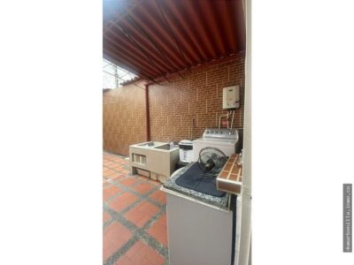 VENTA DE CASA EN EL BARRIO CORALES PEREIRA