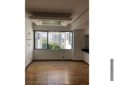 SE VENDE APARTAMENTO EDIFICIO ANDROS