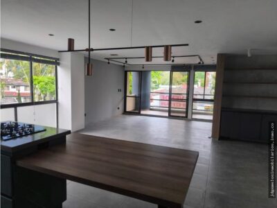 SE VENDEAPARTAMENTO EDIFICIO OPORTICO