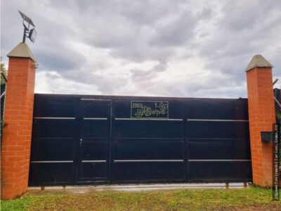 SE VENDE ESPECTULAR FINCA EN LA GRIMEA