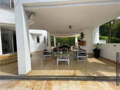 VENTA DE ESPECTACULAR CASA CAMPESTRE UBICADA EN EL EXCLUSIVO SECTOR DE MARACAY EN CERRITOS