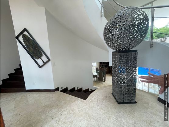 VENTA DE ESPECTACULAR CASA CAMPESTRE UBICADA EN EL EXCLUSIVO SECTOR DE MARACAY EN CERRITOS