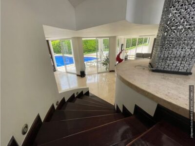 VENTA DE ESPECTACULAR CASA CAMPESTRE UBICADA EN EL EXCLUSIVO SECTOR DE MARACAY EN CERRITOS