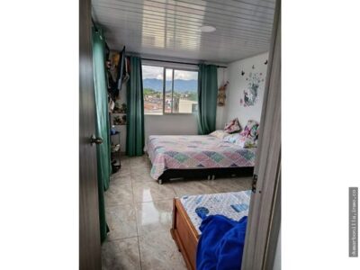 VENTA DE CASA CON LOCAL