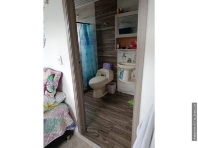 VENTA DE CASA CON LOCAL