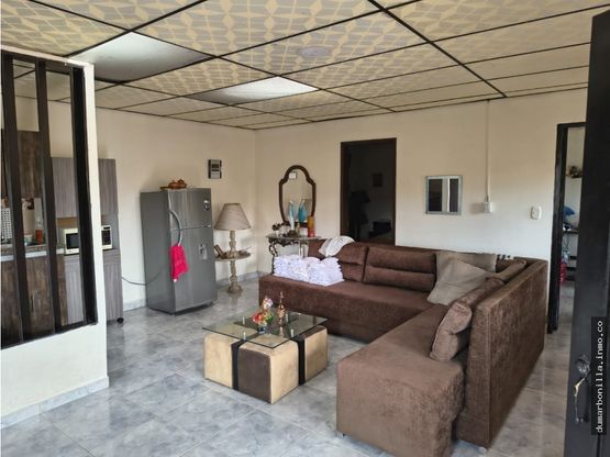 VENTA DE CASA FINCA VIA ARMENIA