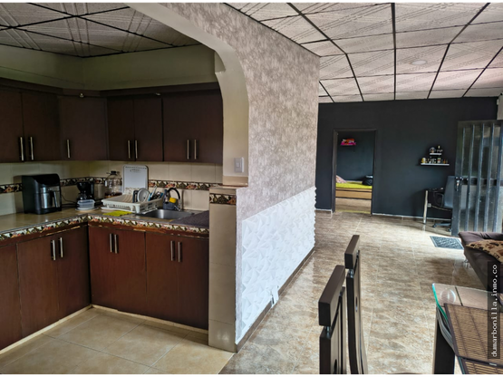 VENTA DE CASA FINCA VIA ARMENIA