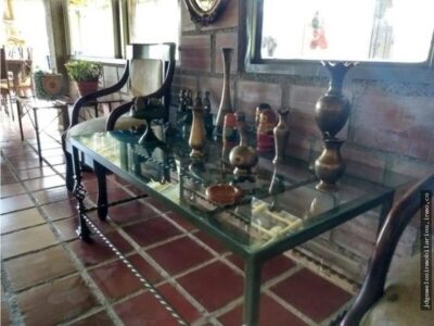 VENTA DE HOSTAL VEREDA PLANADAS