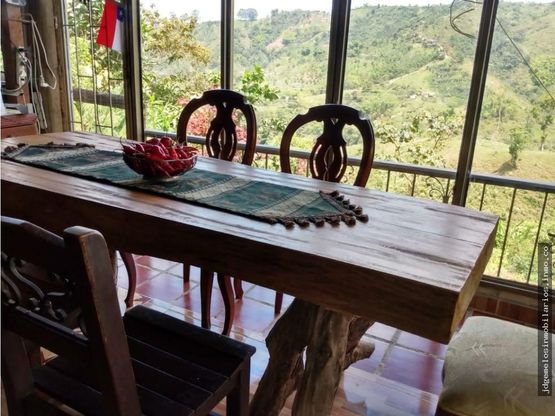 VENTA DE HOSTAL VEREDA PLANADAS