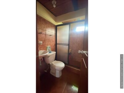 VENTA DE CASA BARRIO LIMONAR