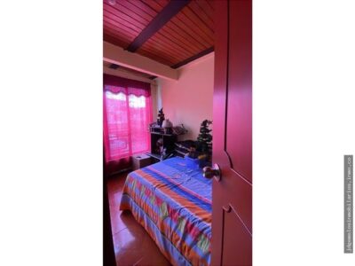 VENTA DE CASA BARRIO LIMONAR