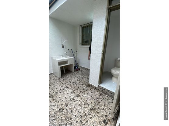 VENTA DE CASA BARRIO VALHER