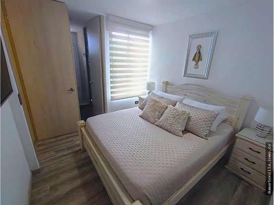 VENTA DE APARTAMENTO EN MARAYA