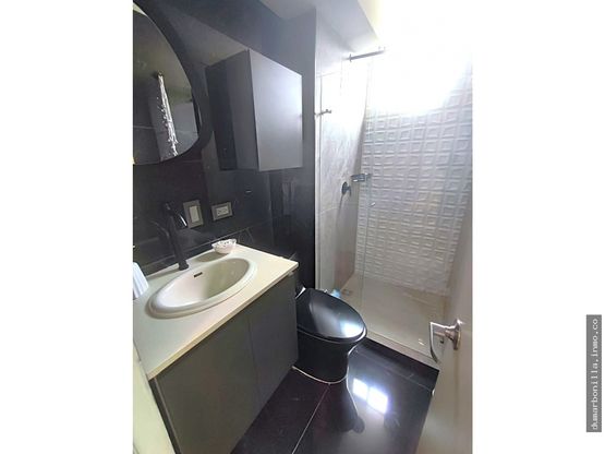 VENTA DE APARTAMENTO EN MARAYA