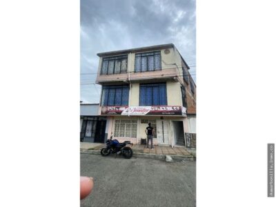 VENTA DE CASA EN PLAYA RICA