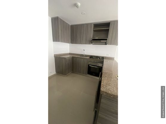 VENTA DE APARTAMENTO EDIFICIO METROPOLITAN