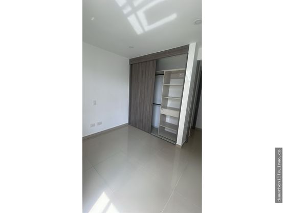 VENTA DE APARTAMENTO EDIFICIO METROPOLITAN