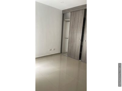 VENTA DE APARTAMENTO EDIFICIO METROPOLITAN