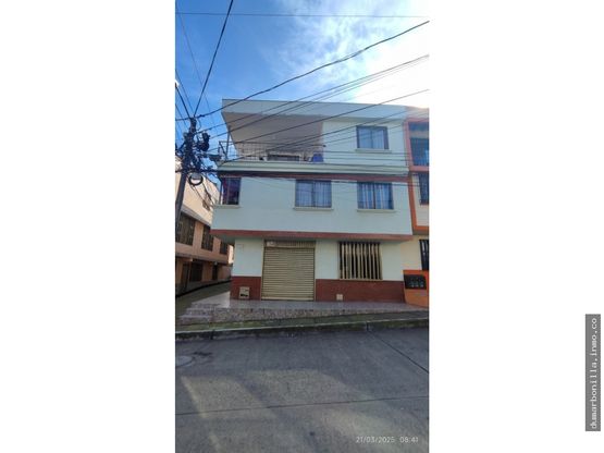 VENTA DE CASA AURORA ALTA