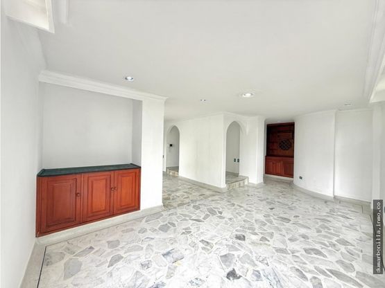 VENTA DE APARTAMENTO EDIFICIO PALOMAR