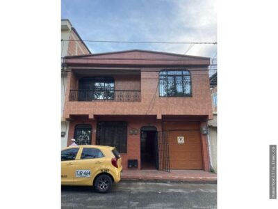 VENTA DE CASA EN LA CAPILLA