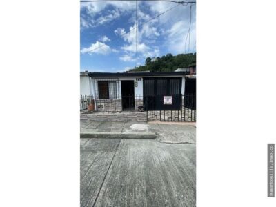 VENTA DE CASA EN KENEDY