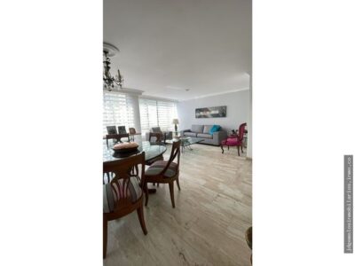 VENTA DE APARTAMENTO EDIFICIO LOS ROBLES