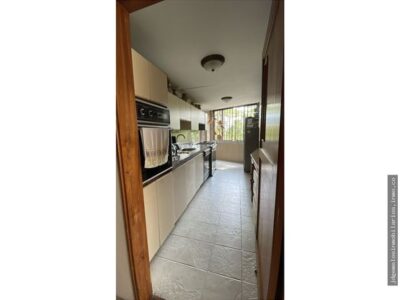 VENTA DE APARTAMENTO EDIFICIO LOS ROBLES