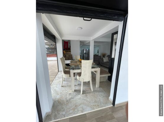 VENTA DE CASA EN PARQUE INDUSTRIAL