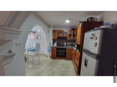 VENTA DE CASA INDEPENDIENTE LA PRADERA